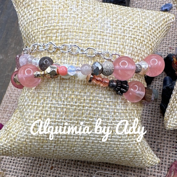 Alquimia Jewelry - Cherry quartz layered wrap aro bohemian chunky bracelet
